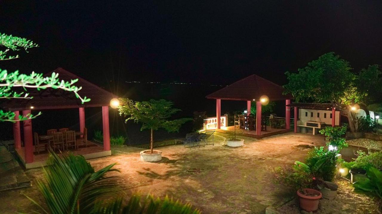 Judita Cottages Tuk Tuk Ngoại thất bức ảnh