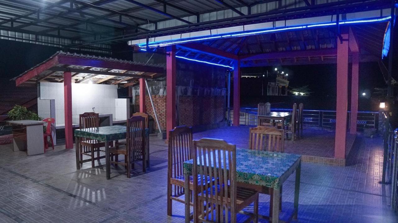 Judita Cottages Tuk Tuk Ngoại thất bức ảnh