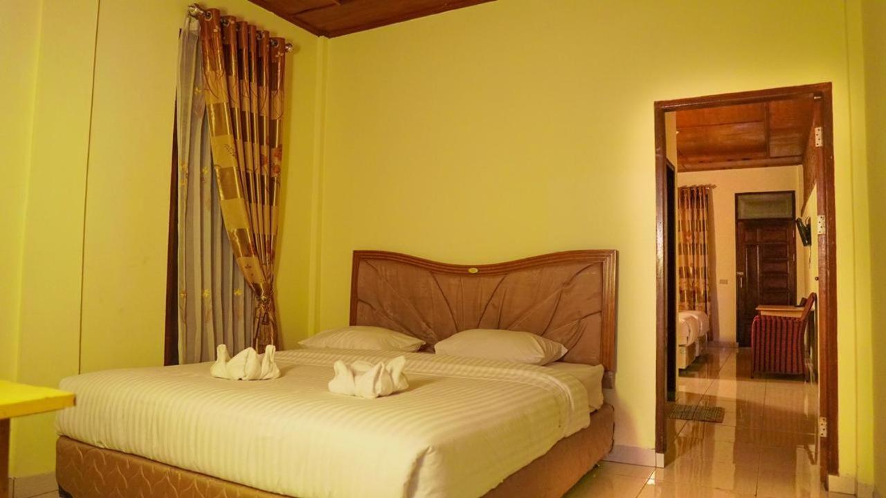 Judita Cottages Tuk Tuk Ngoại thất bức ảnh